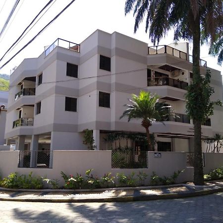 Apartamento A 100 M Da Praia Grande Ubatuba Luaran gambar